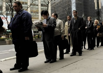 Tasa de desempleo en EE.UU. baja en enero al 4,9 %