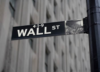 Ansiedad del coronavirus volvió a tumbar a Wall Street