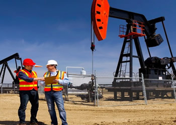 Empresas petroleras reducirán la inversión en el 2015